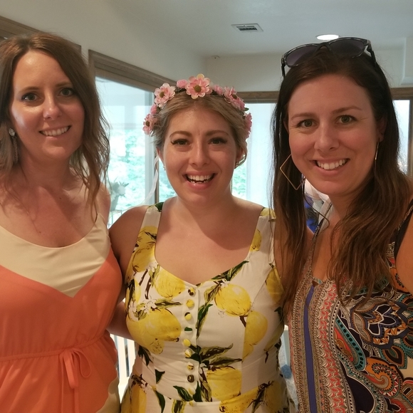 Meet your Posher, Heidi - Picture 3 of 3